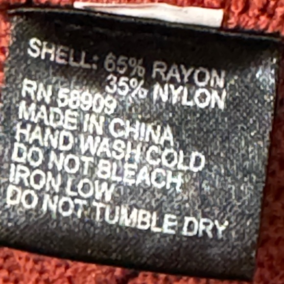 Gianni Bini Ribbed Crop Top - Picture 6 of 6